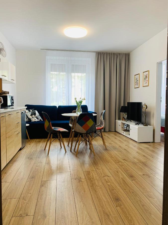 גורז'וב ווילקופולסקי Apartament Walczaka Nr 16 Miejsce Parkingowe מראה חיצוני תמונה