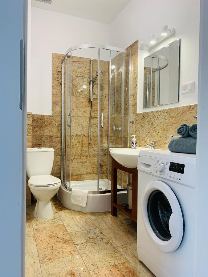 גורז'וב ווילקופולסקי Apartament Walczaka Nr 16 Miejsce Parkingowe מראה חיצוני תמונה
